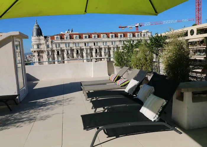 Fantastic Penthouse 3 Bedroom Croisette 406